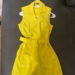 Yellow sleeveless sharagano dress with belt